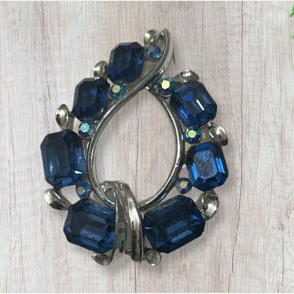 Vintage Lisner Blue Aurora Borealis Brooch Scarf Pin - Picture 2 of 7